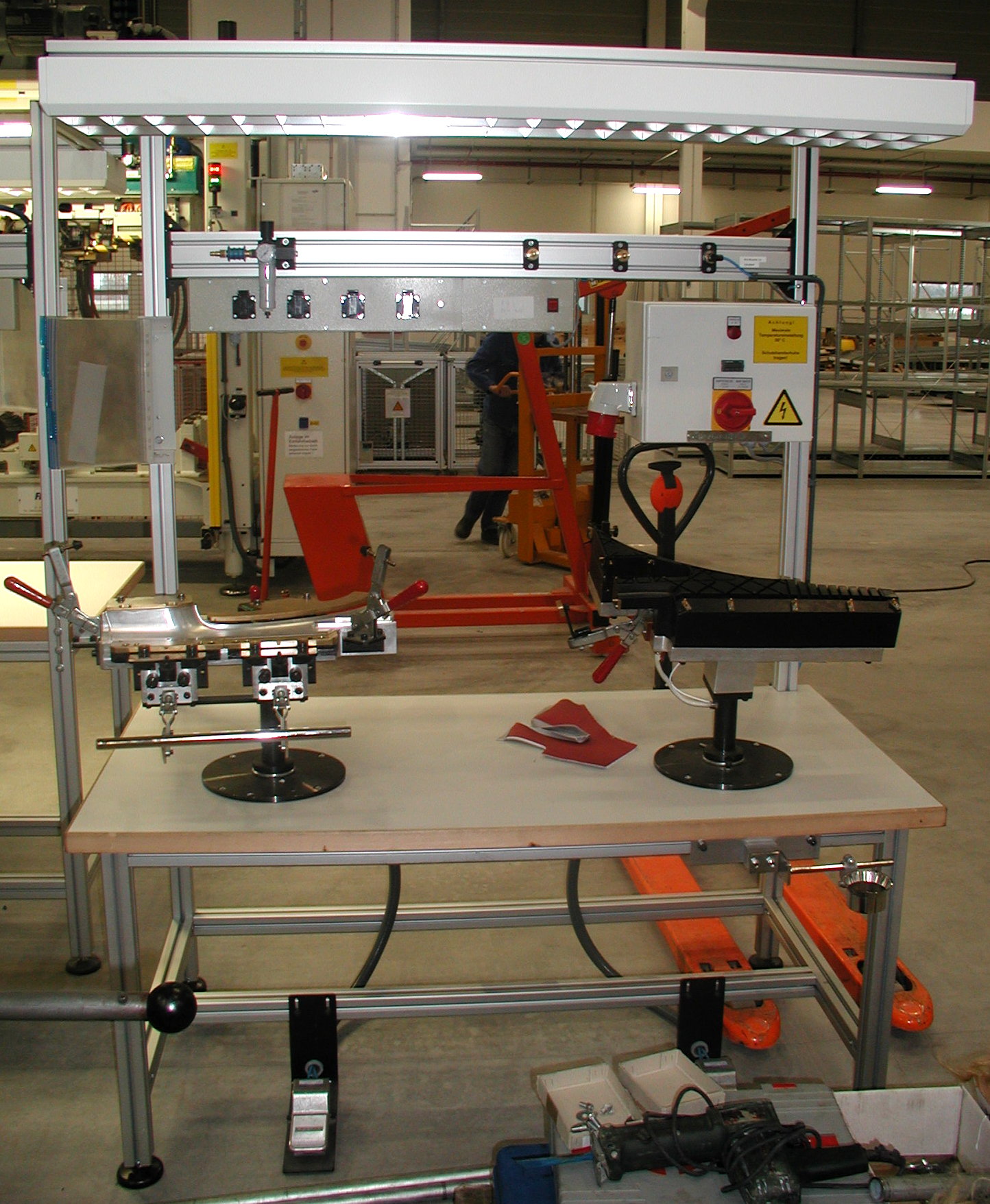 DKS_Bordkante_Arbeitstisch